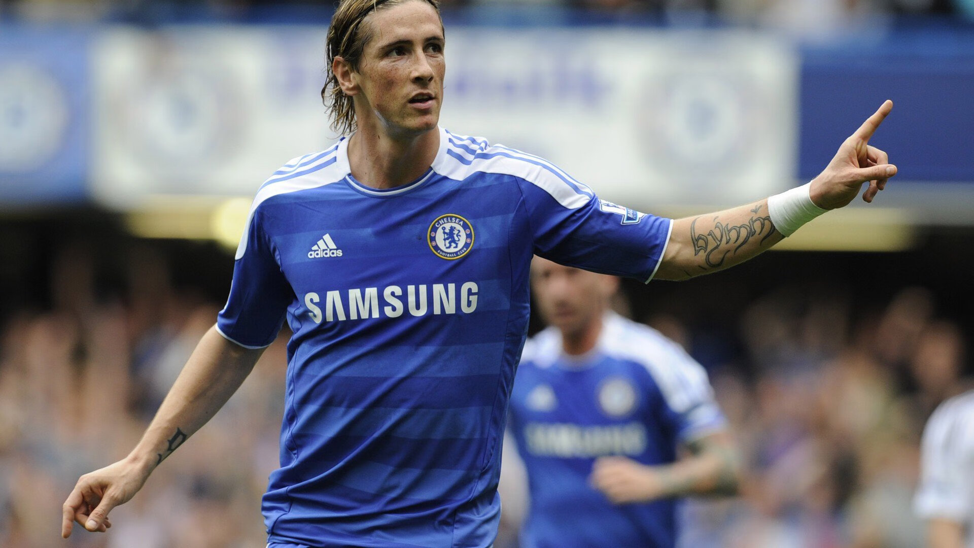 平行时空的隔空对话，当98公牛碾压骑士，那个单核带队的易建联