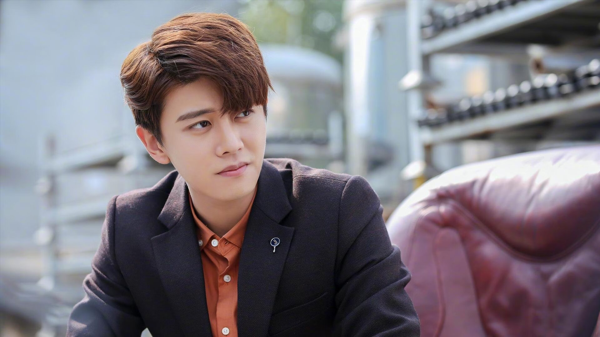 极速启航与铁血烽火，从F1新赛季到CBA疆粤之战的开局制胜哲学