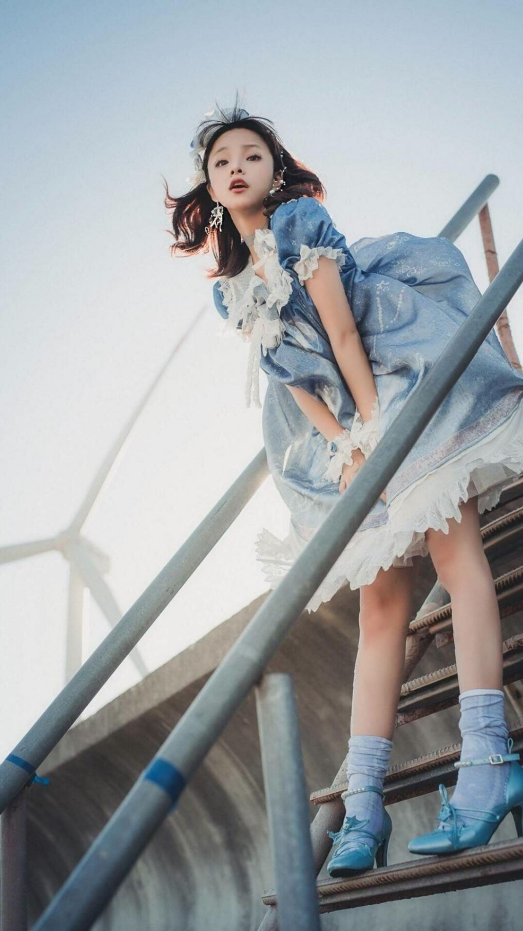 跨越纬度的冲锋，安哥拉与巴斯托尼的唯一性证明