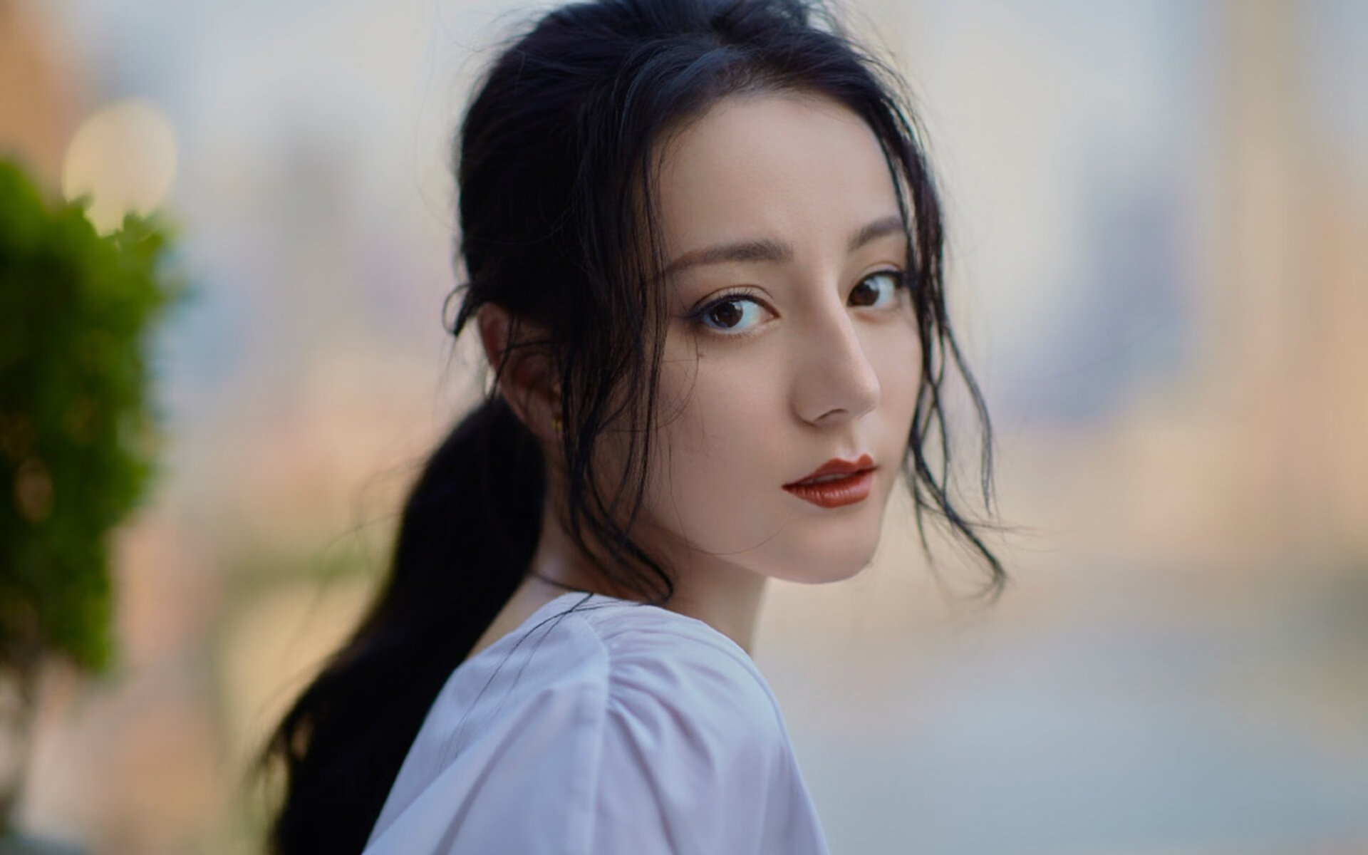 独臂神迹与百步穿杨,当足球圣殿闯入篮球幽灵